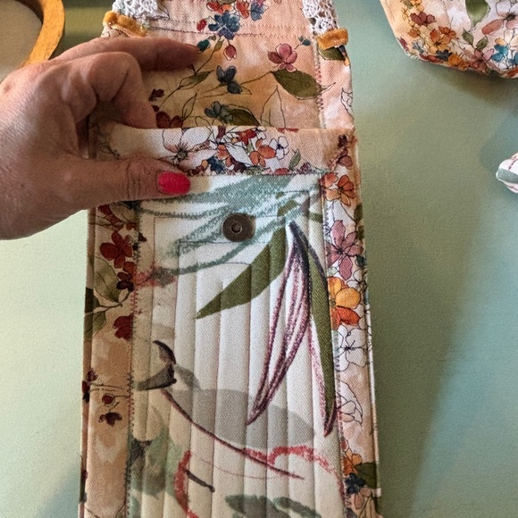 Handmade Floral Tote Bag with Lace & Velvet Trim - includes extras! - Picture 6 of 10